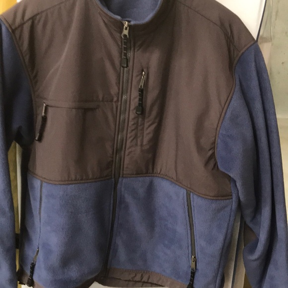 Polar fleece and nylon jacket . Many pockets - Picture 2 of 5